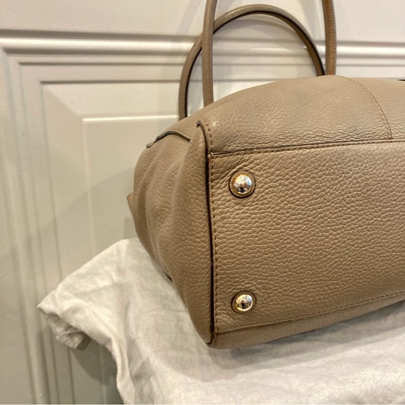 MICHAEL KORS Tan Leather Raven Hamilton Jet Set Flap Tote Shoulder Bag - Picture 8 of 11